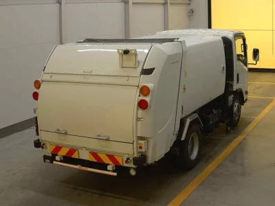 Isuzu ELF  с аукциона в Японии