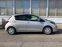 Toyota VITZ лот № 3062 оценка 4.5  с аукциона в Японии 2