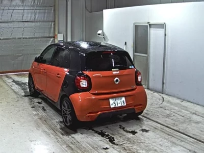Smart FORFOUR  с аукциона в Японии