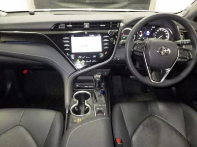 Toyota CAMRY  с аукциона в Японии
