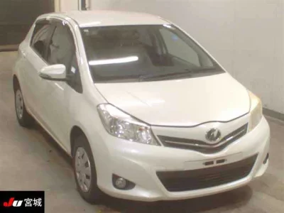 Toyota VITZ  с аукциона в Японии