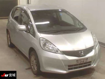Honda FIT  с аукциона в Японии