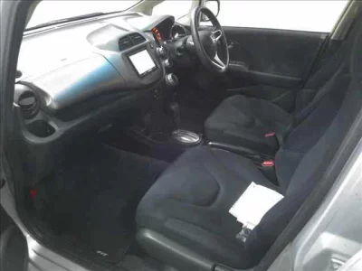 Honda FIT  с аукциона в Японии