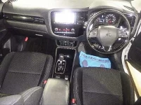Mitsubishi OUTLANDER лот № 6589 оценка R  с аукциона в Японии 2