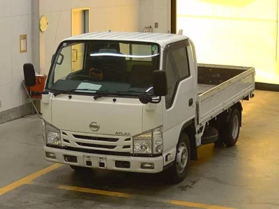 Nissan ATLAS  с аукциона в Японии