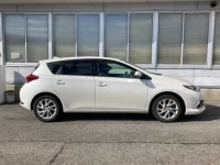 Toyota AURIS лот № 3066 оценка 4  с аукциона в Японии 2