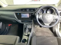 Toyota AURIS лот № 3066 оценка 4  с аукциона в Японии 3