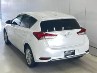Toyota AURIS лот № 3066 оценка 4  с аукциона в Японии 1