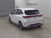 Nissan AURA лот № 1001 оценка 5  с аукциона в Японии 1