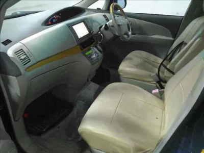 Toyota ESTIMA  с аукциона в Японии