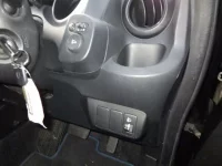 Honda FIT лот № 3043 оценка 3.5  с аукциона в Японии 5