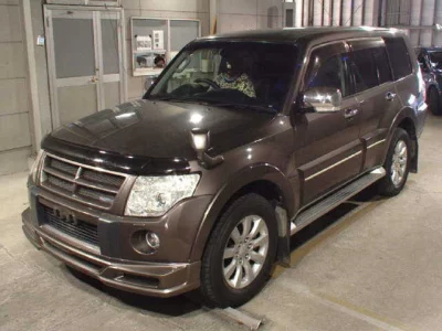 Mitsubishi PAJERO  с аукциона в Японии