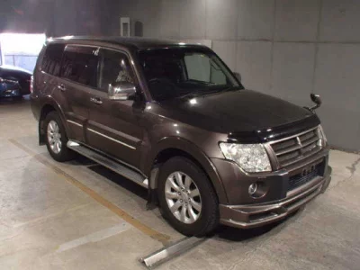 Mitsubishi PAJERO  с аукциона в Японии