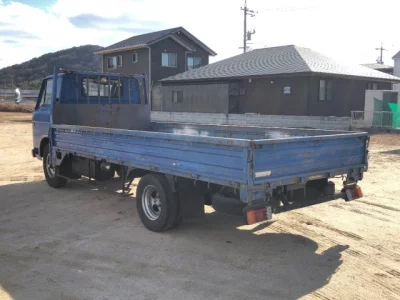 Mazda TITAN  с аукциона в Японии