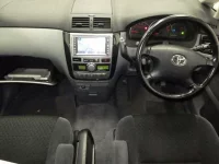 Toyota IPSUM лот № 3045 оценка 3  с аукциона в Японии 2