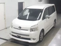 Toyota VOXY лот № 3048 оценка 3.5  с аукциона в Японии 3