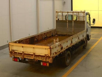 Isuzu ELF  с аукциона в Японии