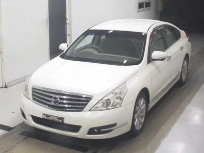 Nissan TEANA