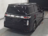 Nissan ELGRAND лот № 3053 оценка 3.5  с аукциона в Японии 4