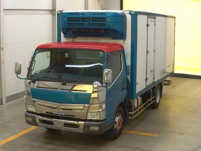 Mitsubishi CANTER  с аукциона в Японии
