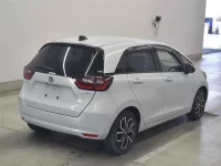 Honda FIT лот № 70197 оценка R  с аукциона в Японии 4