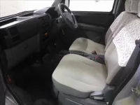 Nissan CLIPPER RIO лот № 4262 оценка 3  с аукциона в Японии 2