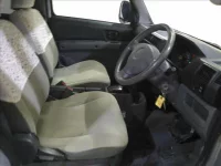 Nissan CLIPPER RIO лот № 4262 оценка 3  с аукциона в Японии 3