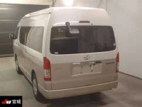 Toyota HIACE лот № 2080 оценка 3.5  с аукциона в Японии 1