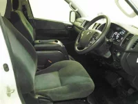 Toyota HIACE лот № 2080 оценка 3.5  с аукциона в Японии 3