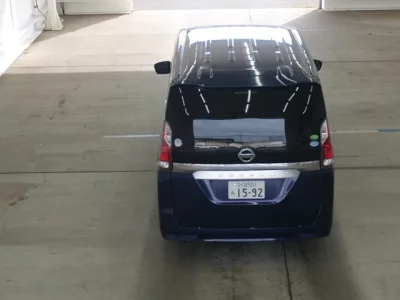 Nissan SERENA  с аукциона в Японии