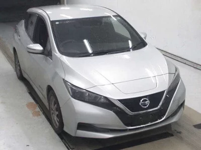 Nissan LEAF  с аукциона в Японии