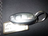 Nissan NOTE лот № 3041 оценка 4  с аукциона в Японии 3