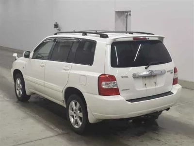 Toyota KLUGER  с аукциона в Японии