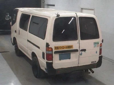 Toyota DYNA  с аукциона в Японии