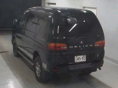 Mitsubishi DELICA  с аукциона в Японии