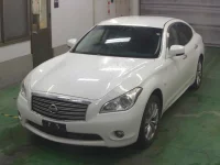 Nissan FUGA лот № 3504 оценка 4  с аукциона в Японии 5