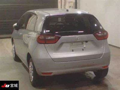 Honda FIT  с аукциона в Японии