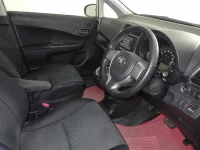 Toyota RACTIS лот № 240 оценка 3.5  с аукциона в Японии 2