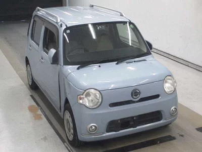 Daihatsu MIRA  с аукциона в Японии