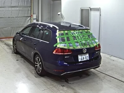 Volkswagen GOLF VARIANT  с аукциона в Японии