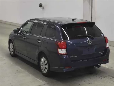 Toyota COROLLA FIELDER  с аукциона в Японии