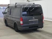 Toyota HIACE VAN лот № 5575 оценка RA  с аукциона в Японии 1