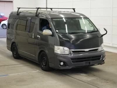 Toyota HIACE VAN  с аукциона в Японии