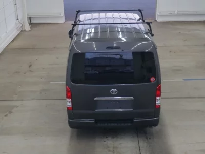Toyota HIACE VAN  с аукциона в Японии