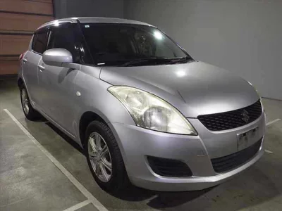 Suzuki SWIFT  с аукциона в Японии