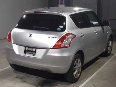 Suzuki SWIFT  с аукциона в Японии