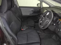 Toyota WISH лот № 246 оценка 3.5  с аукциона в Японии 2