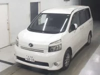 Toyota VOXY лот № 3085 оценка R  с аукциона в Японии 3