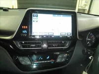 Toyota C-HR лот № 2056 оценка R  с аукциона в Японии 4