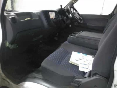 Nissan CARAVAN VAN  с аукциона в Японии